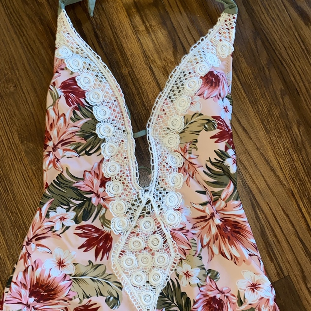 Kona sol floral appliqué plunge one piece swimsuit cottage chic